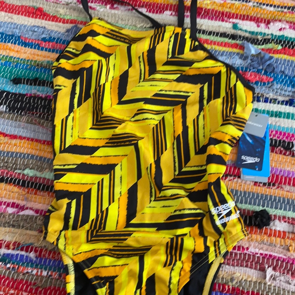 Yellow speedo endurance